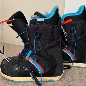 Women’s Black Burton Snowboarding Boots